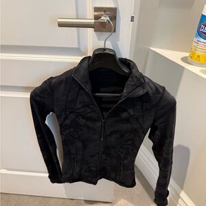 Lululemon Camo Zip Up Jacket Size 4